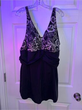 Perona women’s black and white Floral Print One-Piece Swimdress plus size 20W
